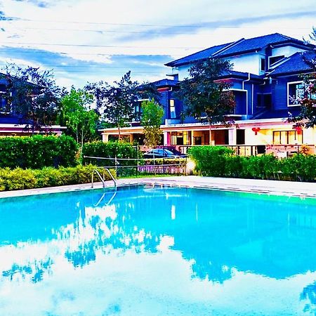 Faizal Madhi Homestay 쿠칭 외부 사진