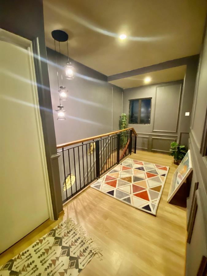 Faizal Madhi Homestay 쿠칭 외부 사진
