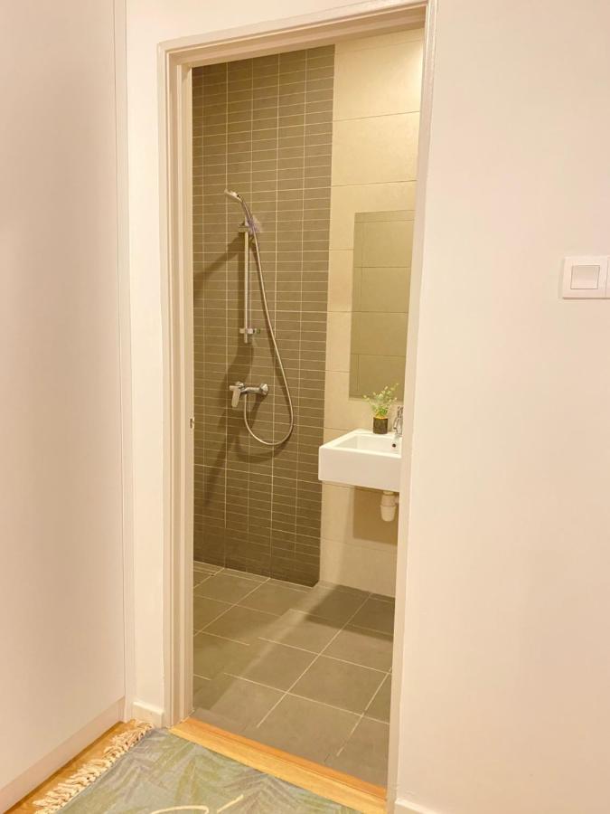 Faizal Madhi Homestay 쿠칭 외부 사진