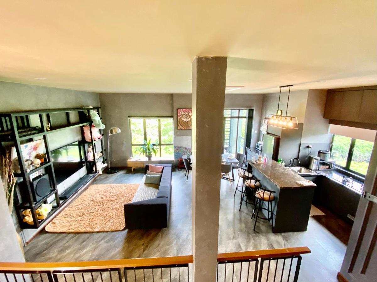 Faizal Madhi Homestay 쿠칭 외부 사진